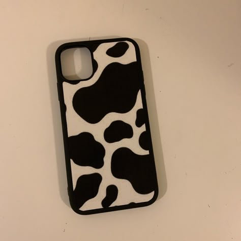 cow print phone case available for: Iphone... - Depop Cover Phone Design, Cover Aesthetic Iphone, Phone Cover Painting Diy, Diy Phone Cover Ideas, Painting On Phone Case, Phone Back Cover Design, Iphone Cover Design, Phone Cover Painting, I Phone Covers