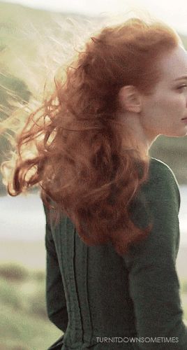 Demelza Poldark Hair, Demelza Poldark Gif, Eleanor Tomlinson Gif, Demelza Poldark, Eleanor Tomlinson, Wakefield, Aesthetic Gif, Cornwall, Face Claims