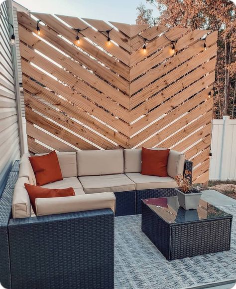 Deck Privacy Ideas, Terrasse Design, Privacy Ideas, Deck Privacy, Privacy Wall, Private Backyard, Patio Deck Designs, Backyard Privacy, Privacy Walls