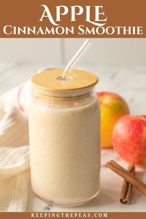 Apple Cinnamon Smoothie Apple Cinnamon Smoothie, Fall Smoothies, Filling Salads, Cinnamon Smoothie, Chocolate Smoothie Bowl, Hearty Breakfasts, Apple Pie Smoothie, Acai Bowls Recipe, Apples And Cinnamon