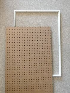 DIY Pegboard for Craft Room with Dollarstore accessories - IKEA HACK Jewelry Organizer Ideas, Plastic Pegboard, Kids Jewelry Diy, Ikea Pegboard, Diy Pegboard, Craft Tables With Storage, Crayon Organization, Attic Bedroom Storage, Craft Paper Storage