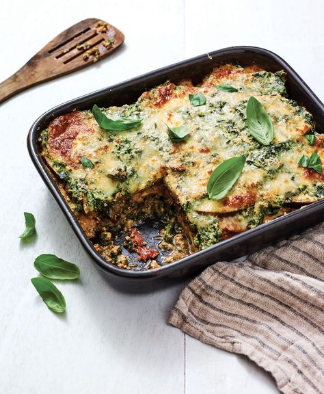 Cheesy Eggplant-Spinach Casserole Greek Frittata, Taziki Sauce, Spinach Casserole Recipes, Keto Reset, Eggplant Casserole, Ketogenic Meals, Craving Carbs, Reset Diet, Spinach Casserole