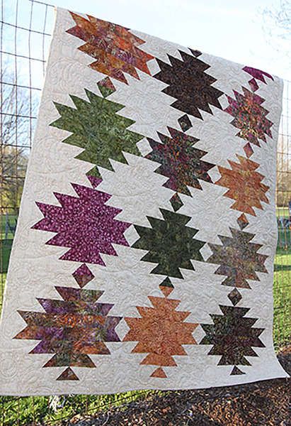 Sonoma Quilt - Cut Loose Press Pattern - I love the Southwest look of this quilt! Southwestern Quilts, Native American Quilt, Colchas Quilting, Southwest Quilts, Western Quilts, Mountain Quilts, The Quilt Show, Batik Quilts, Quilt Care