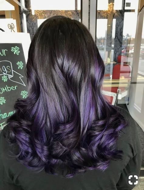 Purple Hair Designs, Purple Bayalage Hair, Black To Purple Ombre Hair, Purple Halo Hair, Ombre Purple Hair, Black And Purple Hair, Awesome Hair Color, Purple Ombre Hair, Dark Purple Hair