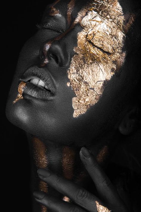 How to Make Gold Leaf Makeup #glam #fashion Portrait With Gold Leaf, Gold Leaf Photoshoot, Gold Leaf Portrait, Gold Leaf Photography, Gold Leaf Portrait Photography, Gold Leaf Art Portrait, Gold Leaf Makeup Looks, Gold Leaf Makeup, Makeup Print