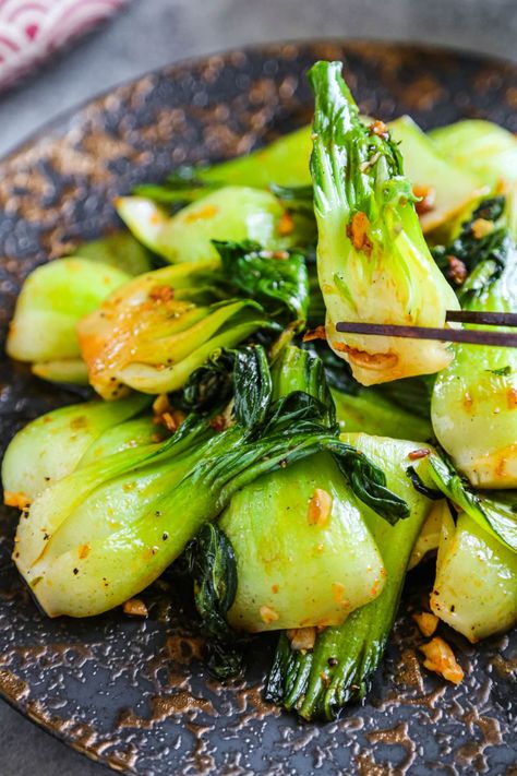 Pak Choi Recipe Stir Fry, Bokchoy Sidedish, Bock Choy Recipes, Bak Choy, Fried Greens, Choy Recipes, Hawker Centre, Mushroom Stir Fry, Recipes Chinese