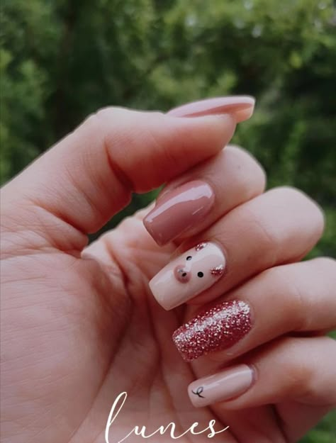 Pig Nail Art, Pigs Art, Pig Nails, Mickey Nails, Country Nails, Unique Nail Art, Beauty Hacks Nails, Gel Nail Art Designs, Cute Simple Nails