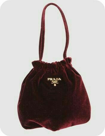 Hardware Logo, Lv Bags, Bag Women Fashion, Bags For Teens, Velvet Color, Prada Handbags, Fabric Bags, Velvet Bag, 가을 패션