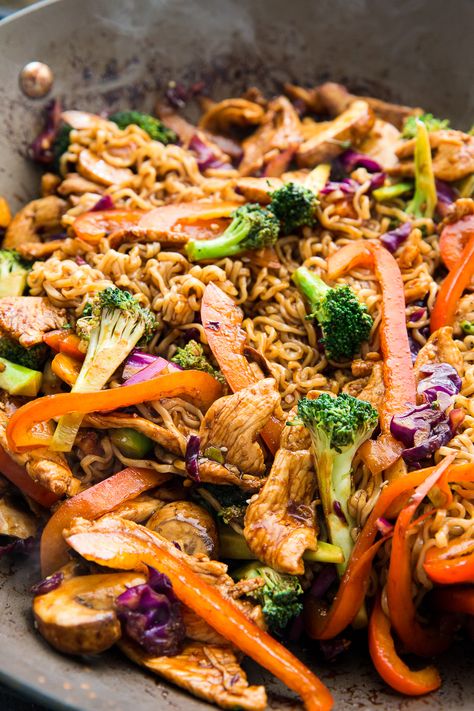 Easy Chicken Ramen Stir Fry Easy Chicken Ramen, Chicken Ramen Stir Fry, Stir Fry Wok, Easy Ramen, Ramen Stir Fry, Chicken Ramen, Veggie Stir Fry, Sauteed Veggies, New Recipes To Try