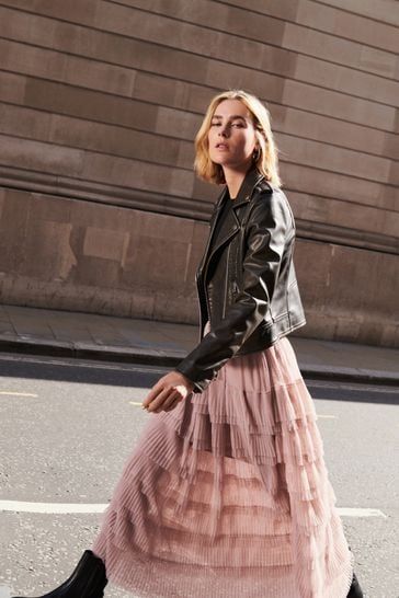 Buy Pink Mesh Tulle Midi Skirt from the Next UK online shop Pink Tulle Skirt Outfit, Mesh Skirt Outfit, Vest Looks, Tulle Skirts Outfit, Midi Skirts Summer, Pink Tulle Skirt, Cozy Clothes, Mini Pleated Skirt, Midi Skirt Outfit