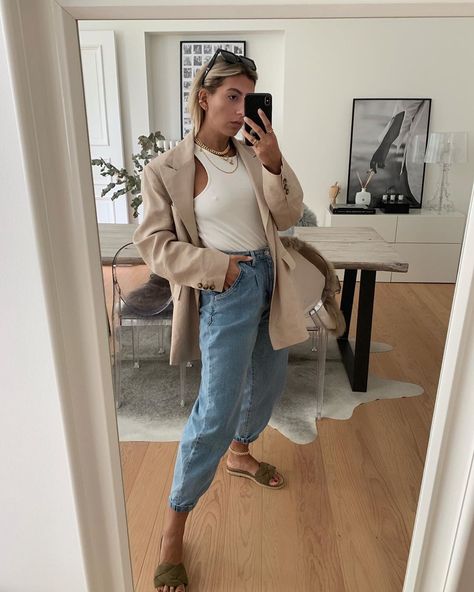 home selfie ✔️ Home Selfie, Aylin Koenig, Fall Winter Style, Winter Style, Autumn Winter Fashion, Duster Coat, What To Wear, Winter Fashion, Normcore