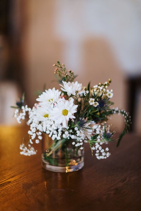 table flower arrangements Small Floral Centerpieces Birthday, Small Elegant Flower Arrangements, Easy Small Floral Arrangements, Small Glass Flower Arrangements, Fake Flower Table Centerpieces, Flower In Small Vase, Short Vases With Flowers, Mini Flower Centerpieces, Small Bouquet In Vase