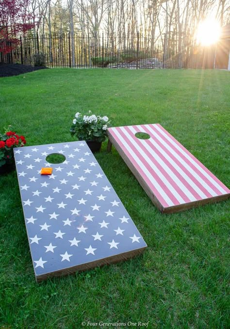 Fourth Of July Party Ideas, Patriotic Party Ideas, Memorial Day Party, July 4th Party, July Flowers, 4th Of July Party Ideas, Flag Crafts, Usa Party, Fourth Of July Party