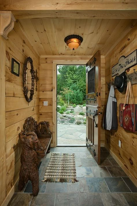 Cabin Entryway, Log Home Interior, Rustic Entry, Log Cabin Interior, Log Home Interiors, Log Home Designs, Log Cabin Kits, Knotty Pine, Cabin Interiors