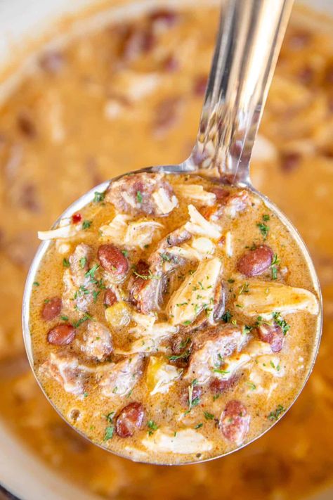 Cajun White Chicken Chili - Plain Chicken Chili Crunch Chicken, Chilli Meals Ideas, Cajun White Chicken Chili, Cajun Chicken Chili, Cooking Classy White Chicken Chili, Cajun Stewed Chicken, Hotel Recipes Cooking, Meals To Share, Cajun Soups