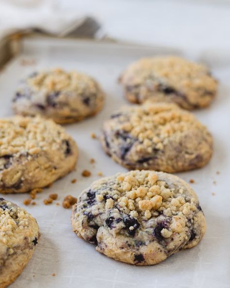 These sweet Crumbl Blueberry Muffin Cookies are easy to make and taste like Crumbl's (but maybe even better!) with lots of blueberry flavor, a soft crumb, and a sprinkle of streusel right on top. An easy copycat recipe that you can make anytime you get the craving for a Blueberry Muffin Cookie! Blueberry Muffin Cookies Crumbl, Crumbl Cookie Copycat Blueberry Muffin, Blueberry Muffin Crumble Cookie, Crumbl Blueberry Muffin Cookie, Blueberry Muffin Cookie, Blueberry Crumble Cookies, Blueberry Muffin Cookies Recipe, Blueberry Muffin Tops, Muffin Top Cookies