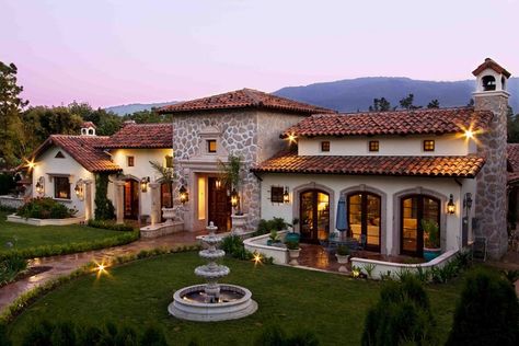 Paul Hills Design & Hills Construction Inc. | Award Winning Custom Homes http://thehillsgroup.ca Mediterranean Exterior Homes, Mediterranean Exterior, Hacienda Style Homes, Mediterranean Style Homes, Casa Country, Tuscan House, Casas Coloniales, Spanish Style Homes, Hacienda Style