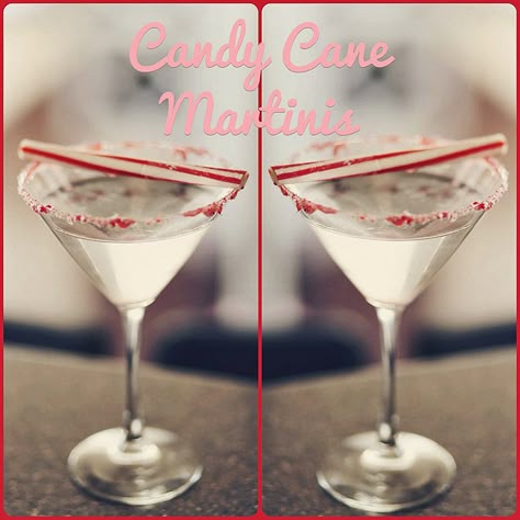 Candy Cane Martini Recipe — Peppermint Martini for Christmas Candy Cane Martini Recipe, Champaign Cocktails, Candy Cane Martini, Peppermint Martini, Strawberry Cocktails, Alcohol Beverages, Popcorn Gift, Flavored Sugar, Infused Vodka