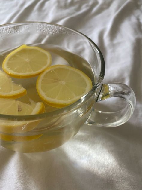 Lemon Water Aesthetic Instagram, Water Yellow Aesthetic, Water And Lemon Aesthetic, Morning Lemon Water Aesthetic, Tea Post Instagram, Spring Clean Aesthetic, Clean Water Aesthetic, Yellow Drink Aesthetic, Drink Tea Aesthetic