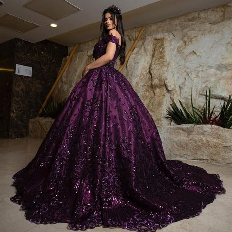 Dark Purple Ball Gown, Dark Purple Quinceanera Dresses, Plum Wedding Dresses, Purple Quince Dress, Dark Purple Wedding, Dark Purple Dresses, Quinceanera Themes Dresses, Purple Quinceanera Dresses, Quinceñera Dresses