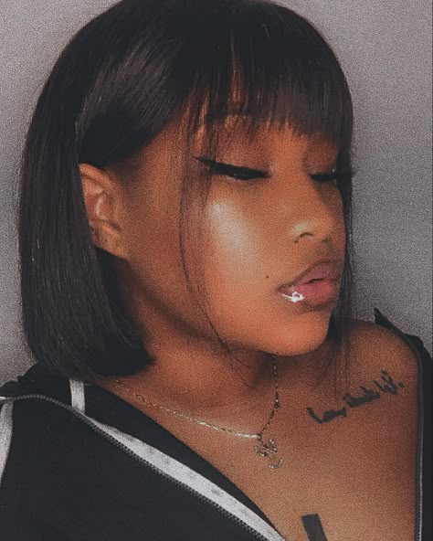 Bob Wig Bangs, Straight Bob With Bangs Black Women, Short Hairstyle With Bangs Women Black Woman, Bob With Bangs Lace Wig, Natural Bob With Bangs For Black Women, Black Bob With Bangs Black Women, Short Bobs With Bangs For Black Women, Bob With Bangs Natural Hair, Short Haircut With Bangs Black Women