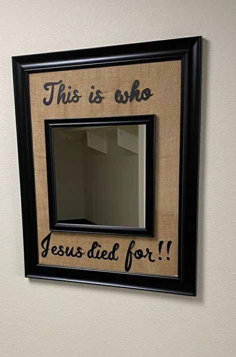 Using a large frame, a mirror and vinyl, remind us that Jesus died for US!! Christmas Tree Shopping, Prayer Room Ideas, Bible Crafts Sunday School, Sunday School Rooms, Mirror Vinyl, Sunday School Classroom, Prayer Closet, Church Youth, Christian Crafts