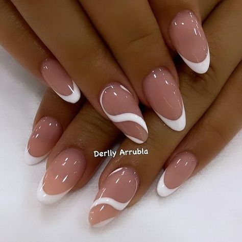 French Nail Designs Round Shape, Nail Art Designs Round Shape, Classy Round Nails, Mail Inspo Almond, Nails Acrylic Round, Black Witchy Nails, Mail Designs Acrylic, Spring Nail Designs 2023, Wedding Nails Art