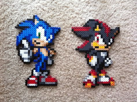 Sonic and Shadow Shadow Perler Beads, Sonic Fuse Beads, Sonic Kandi Pattern, Sonic Alpha Pattern, Sonic Perler Beads, Sonic Pearl Beads, Modele Pixel Art, Pokemon Bead, Easy Perler Bead Patterns