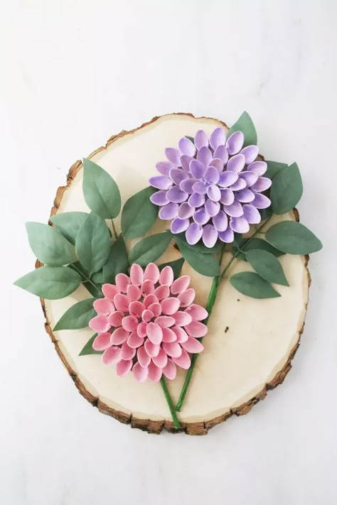 Pistachio Diy Crafts, Pistachio Seeds Crafts, Pistachio Home Decor, Flower Diy Crafts Decor Wall Art, Craft Ideas With Pistachio Shells, Diy Crafts With Pistachio Shells, Pista Art And Craft, Pistachio Shell Art Ideas, Pistachio Shell Crafts Kids