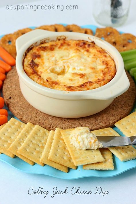 Colby Jack Cheese Dip, End Of Summer Bbq, Hot Dips, Pretzel Chips, Savory Dips, Delicious Dips, Party Dip Recipes, Colby Cheese, Kid Snacks