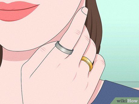 How To Wear Rings Women, Rings Multiple Fingers, How To Style Multiple Rings, How To Wear Multiple Rings On Both Hands, What Fingers To Wear Rings On, Wearing Multiple Rings, How To Style Rings On Both Hands, Rings For Index Finger, Multiple Rings On Hand How To Wear