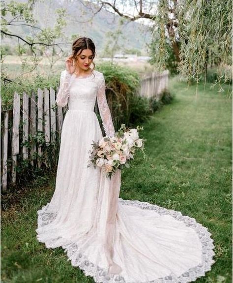 Ballgown wedding dress sparkly