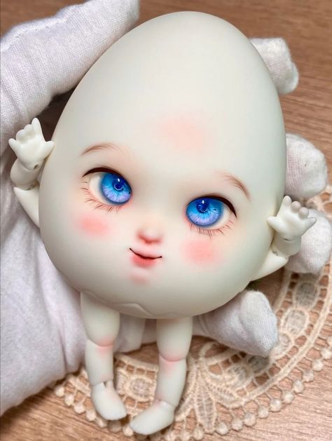 Creepy Cute Fashion, Bjd Dolls Girls, Cute Egg, Cocoppa Wallpaper, Diy Doll Miniatures, Fantasy Art Dolls, Kawaii Doll, Humpty Dumpty, Anime Figurines