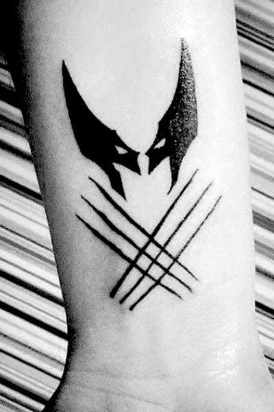 Marvel And Dc Tattoos, Wolverine Tattoo Ideas X Men, Logan Wolverine Tattoo, Small Wolverine Tattoo, Marvel Tattoo Ideas For Men, Wolverine Claws Tattoo, Wolverine Tattoo Design, Comic Book Tattoo Ideas, Nerdy Tattoos For Men