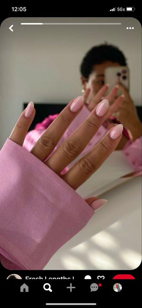 Manicure Pink Nails, Jell X Nails, Almond Gel Nails Ideas Classy, Glazed Nails Black Women, Blush Almond Nails, Kylie Jenner Short Nails, Neutral Pink Gel Nails, Rose Color Nails, Minimalist Nails Squoval