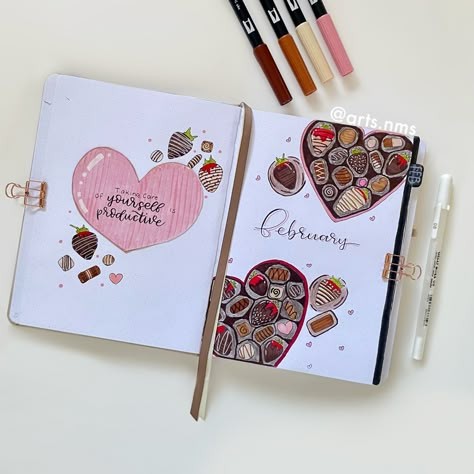 Candy Bujo Theme, February Doodles, 2022 Cover Page, Strawberry Bujo, Strawberry Journal Ideas, Bullet Journal Febrero, Strawberry Bullet Journal, February Bullet Journal Cover, Theme Instagram