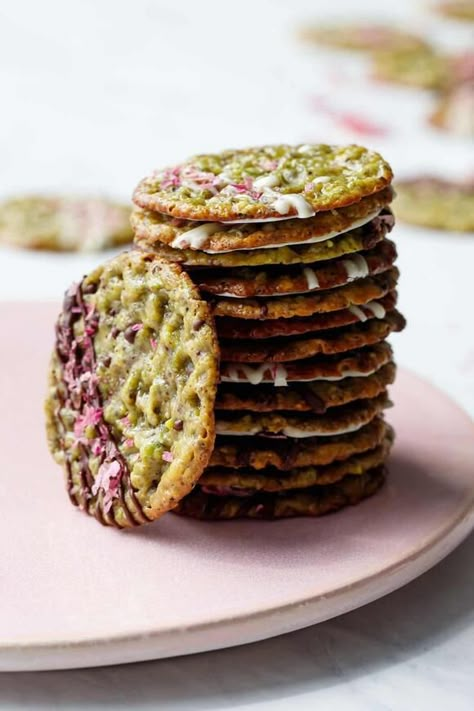 Pistachio Florentine Tart, Pistachio Rose Cookies, Salted Honey Pistachio Cookies, Rose Recipes Food, Italian Inspired Desserts, Vegan Pistachio Cookies, Florentines Cookies, Pistachio Sweets, Pistachio Financiers