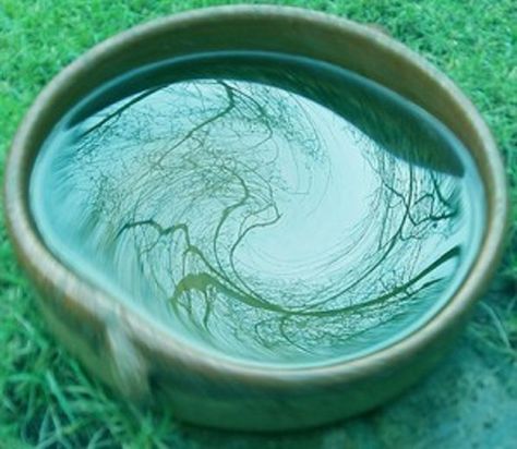 Water spells can involve the use of Scrying bowls. This is a bowl of clean or Colored water in which you are able to see the future or to receive messages from beyond the veil. Widely used in certain meditations and Visualizations. Often a drop of oil (dark colored oil) is added to the water and swirled... Water Scrying, Scrying Bowl, Water Spells, Water Ritual, Souls Trilogy, Colored Water, Water Witch, Traditional Witchcraft, Pagan Crafts