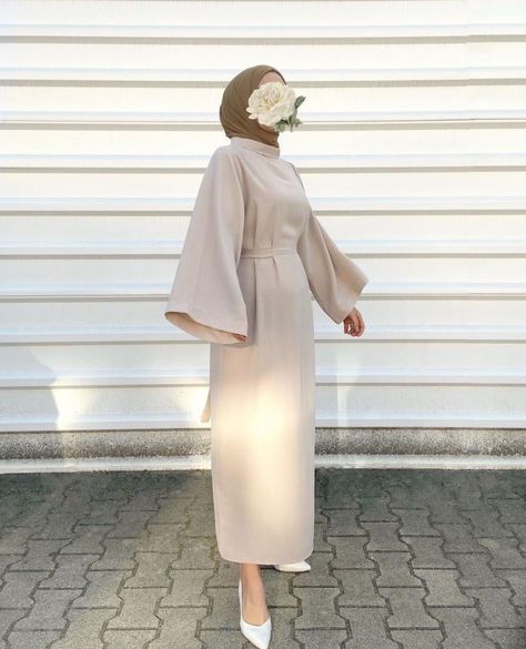 Modern Hijab Fashion Dresses, Muslim Fashion Dress Modern, Modest Fashion Muslim, Modest Outfits Muslim, Hijab Fashion Summer, Moslem Fashion, Stile Hijab, Girly M, Modern Hijab Fashion