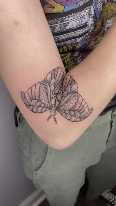 Madisonofabitch on TikTok Draugr Tattoo, Moth Elbow Tattoo, Types Of Moth, Moth Arm Tattoo, Inner Elbow Tattoo, Tattoo Types, Inner Elbow Tattoos, Tattoo Elbow, Types Of Moths