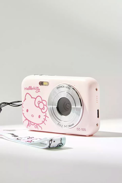 Let Hello Kitty come with you on your Y2K adventures, snapping pics on your YASHICA camea as you go. This adorable digital camera features a Hello Kitty Strap. Lily Calloway, Camera Prices, Boy Girl Twins, Polaroid Camera, Camera Shop, Pink Fits, College Apartment, Birthday List, Boy Girl