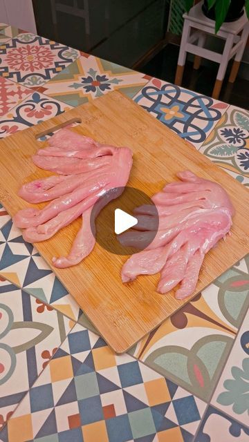 Crispy Chicken Skin Recipes, Fried Chicken Breast Dinner Ideas, Boned Chicken Recipes, Lunch Ideas With Chicken Breast, What To Do With Leftover Fried Chicken, Interesting Food Recipes Chicken, Crispy Chicken Breast Recipes, Chicken Crispy Recipe, Stove Top Chicken Recipes