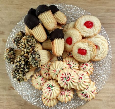 Italian Butter Cookies   1952 بيتي فور, Italian Butter, Brownie Vegan, Italian Butter Cookies, Italian Christmas Cookies, Italian Cookie, Italian Bakery, Italian Cookie Recipes, Recipe Italian