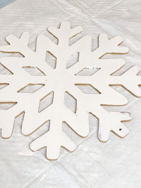 Dollar Tree Snowflake Ornaments - Create Make Decorate with Nikki Decorate With Snowflakes, Dollar Tree Snowflakes Diy, Diy Snowflakes Decorations Outdoor, Wood Snowflake Ornaments Diy, Snowflake Wood Crafts, Wood Snowflake Decor, Large Wooden Snowflakes Diy, Dollar Tree Wooden Snowflake Crafts, Wood Snowflake Crafts