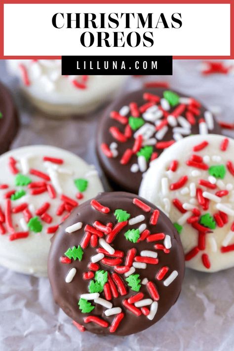 Classic Christmas Oreos dipped in milk or white chocolate and topped with festive sprinkles make for a decadent treat! #christmasoreos #christmas #oreos #chocolate #whitechocolate #treat Dipped Oreos Christmas, Chocolate Covered Oreos Christmas, Christmas Oreos, White Chocolate Covered Oreos, Peppermint Oreos, Cake Pucks, White Chocolate Oreos, Oreo Treats, Oreo Cookies Dipped