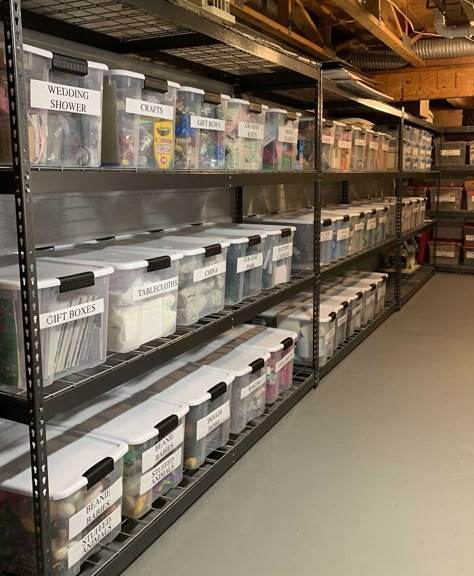 Organized Things, Garage Storage Inspiration, Basement Organization, Garage Organisation, Storage Room Organization, Shed Organization, House Organisation, Perfectly Organized, Basement Storage