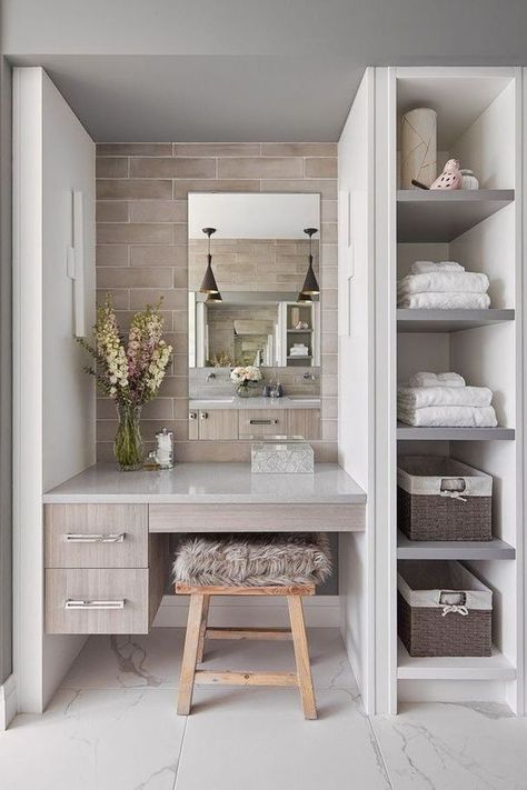 Closet To Bathroom, Closet With Vanity, Glam Rooms, Stylish Bathroom Design, Vanity Nook, Bathroom And Walk In Closet, Bedroom With Walk In Closet, Corner Closet, Bedroom With Bathroom