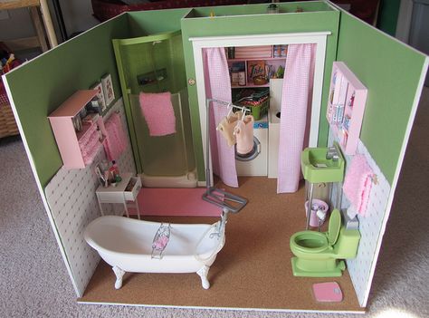 barbie bathroom - Google Search Bathroom Diorama, Doll Bathroom, Room Diorama, Barbie Doll Furniture, Barbie Bathroom, Pink Shelves, Barbie Houses, Retro Barbie, Dollhouse Bathroom