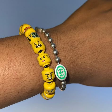 Bead Bracelets Men, Lego Clothes, Lego Bracelet, Lego Jewelry, Custom Jewelry Ideas, Lego Head, Streetwear Jewelry, Fun Accessories, Jewelry Accessories Ideas