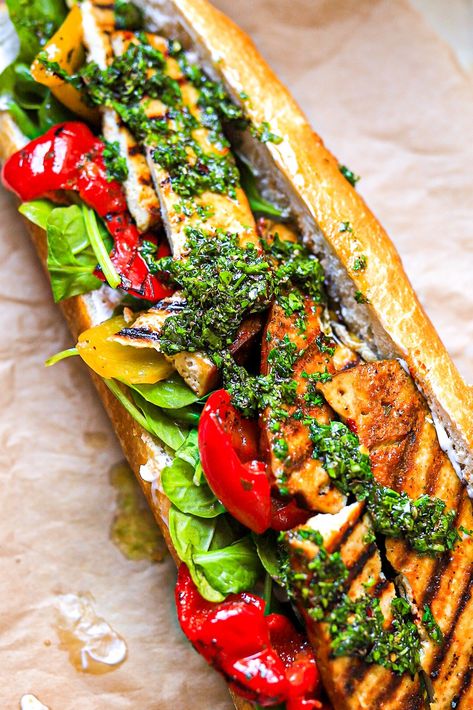 Grilled Tofu Sandwich with Chimichurri - Lucy & Lentils Grilled Tofu Sandwich, Vegan Tofu Sandwich, Vege Sandwiches, Tofu Sandwich Recipes, Vegan Sandwich Ideas, Best Vegetarian Sandwiches, Tofu Sandwich, Vegan Sandwiches, Vegan Grilling